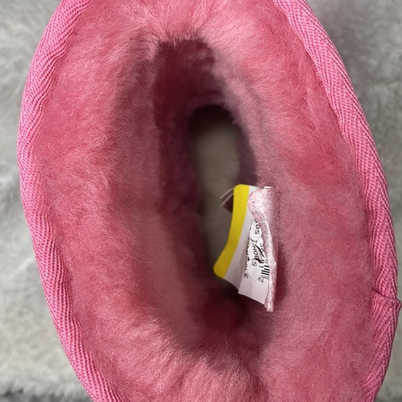 UGG Kid’s Classic II Glitz Shearling Bootie - Picture 16 of 16